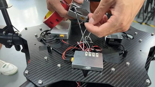 Aktueller Firmenfall über Qualitätsprüfung vor der Lieferung der Frachtdrohnenfabrik ZAi-10